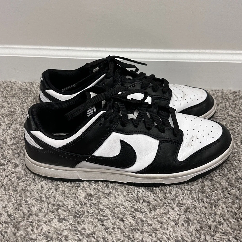 Nike Dunk Low Black White “Panda” Sneakers Men’s Size 10.5